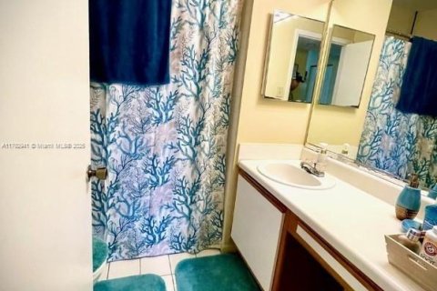 Copropriété à vendre à Miami, Floride: 2 chambres, 101.54 m2 № 1936194 - photo 13