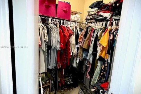 Copropriété à vendre à Miami, Floride: 2 chambres, 101.54 m2 № 1936194 - photo 12