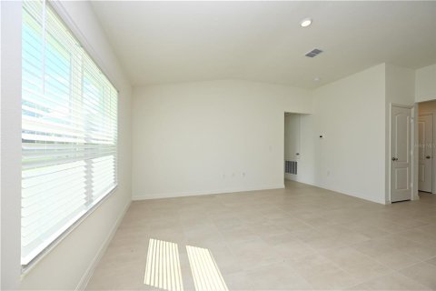 Villa ou maison à louer à Bartow, Floride: 3 chambres, 143.16 m2 № 2415267 - photo 10