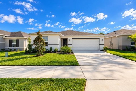 Villa ou maison à Bartow, Floride 3 chambres, 143.16 m2 № 2415267