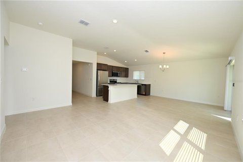 Villa ou maison à louer à Bartow, Floride: 3 chambres, 143.16 m2 № 2415267 - photo 11