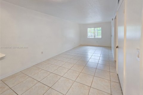 Condominio en venta en Homestead, Florida, 2 dormitorios, 76.37 m2 № 2058944 - foto 9