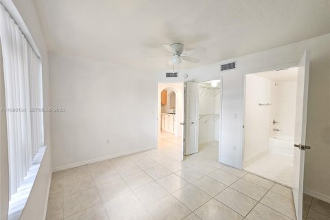 Condominio en venta en Homestead, Florida, 2 dormitorios, 76.37 m2 № 2058944 - foto 12