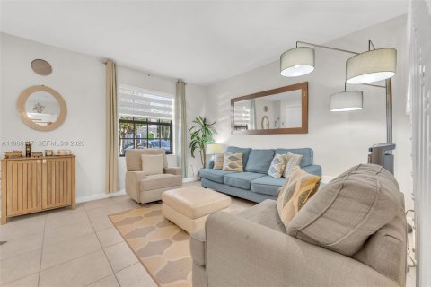 Touwnhouse à vendre à Homestead, Floride: 3 chambres, 154.12 m2 № 2051420 - photo 8