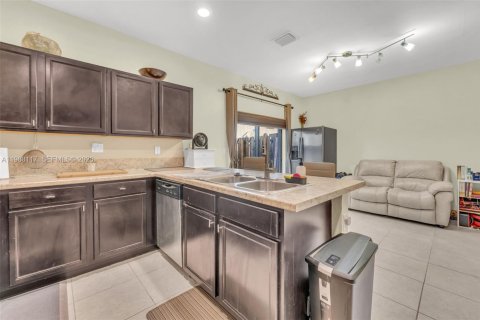 Touwnhouse à vendre à Homestead, Floride: 3 chambres, 154.12 m2 № 2051420 - photo 21