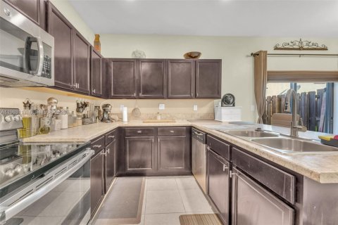 Touwnhouse à vendre à Homestead, Floride: 3 chambres, 154.12 m2 № 2051420 - photo 20