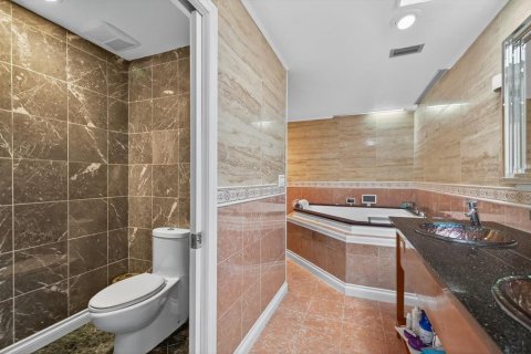 Villa ou maison à vendre à Clearwater, Floride: 5 chambres, 292.83 m2 № 1899830 - photo 9