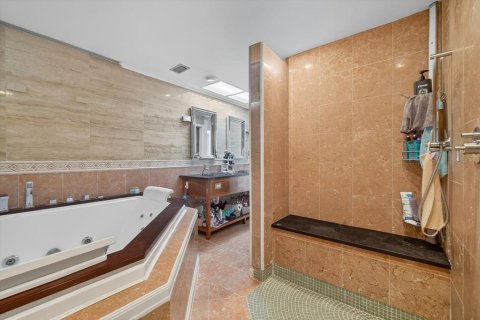 Villa ou maison à vendre à Clearwater, Floride: 5 chambres, 292.83 m2 № 1899830 - photo 11