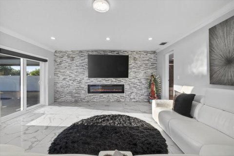 Villa ou maison à vendre à Clearwater, Floride: 5 chambres, 292.83 m2 № 1899830 - photo 15