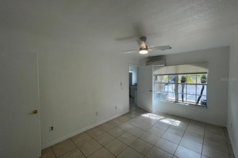 Touwnhouse à louer à Davenport, Floride: 1 chambre, 74.32 m2 № 2425661 - photo 6