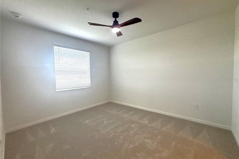 Condo in Venice, Florida, 2 bedrooms  № 2425344 - photo 12