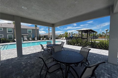 Condo in Venice, Florida, 2 bedrooms  № 2425344 - photo 16