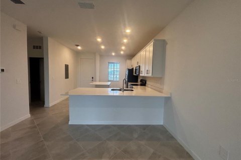 Condo in Venice, Florida, 2 bedrooms  № 2425344 - photo 6