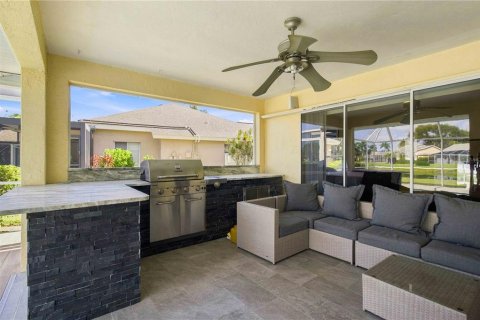 House in Sarasota, Florida 3 bedrooms, 183.67 sq.m. № 2299491 - photo 26