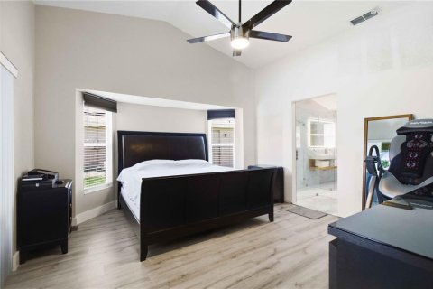 House in Sarasota, Florida 3 bedrooms, 183.67 sq.m. № 2299491 - photo 21
