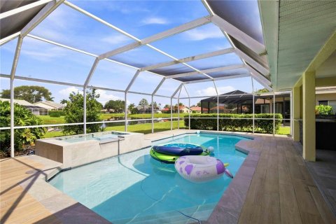 House in Sarasota, Florida 3 bedrooms, 183.67 sq.m. № 2299491 - photo 29