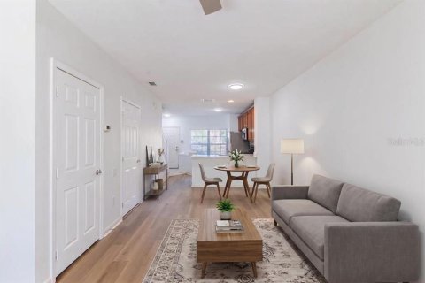 Copropriété à vendre à Sanford, Floride: 2 chambres, 105.72 m2 № 2098271 - photo 9