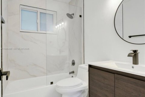 Villa ou maison à vendre à Cooper City, Floride: 2 chambres, 74.79 m2 № 2048242 - photo 12