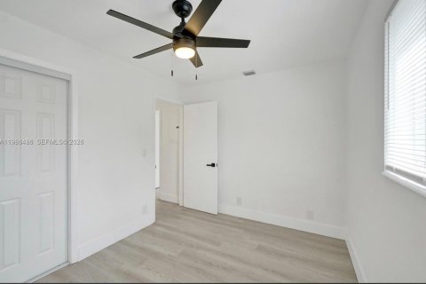 Villa ou maison à vendre à Cooper City, Floride: 2 chambres, 74.79 m2 № 2048242 - photo 13