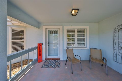 House in Sun City Center, Florida 2 bedrooms, 180.6 sq.m. № 1649230 - photo 6