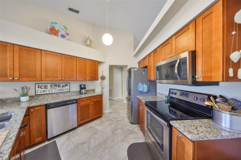 House in Sun City Center, Florida 2 bedrooms, 180.6 sq.m. № 1649230 - photo 15