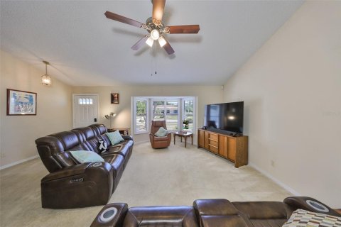 House in Sun City Center, Florida 2 bedrooms, 180.6 sq.m. № 1649230 - photo 8
