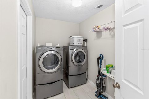 Casa en venta en Orlando, Florida, 3 dormitorios, 140.28 m2 № 2386323 - foto 17