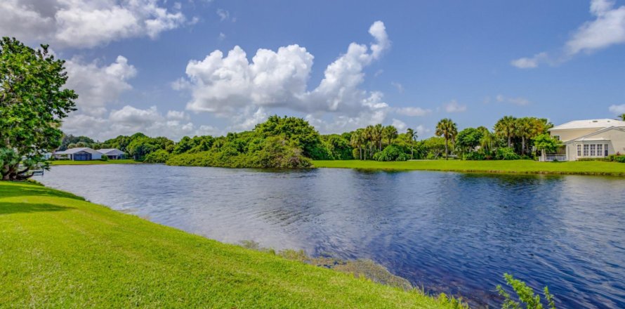 Casa en Jupiter, Florida 3 dormitorios, 129.32 m2 № 934378