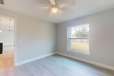 House in Palm Coast, Florida 4 bedrooms, 174.66 sq.m. № 1104989 - photo 21