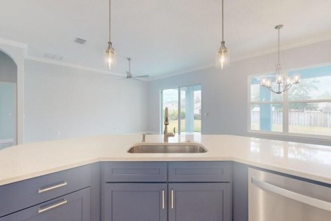 House in Palm Coast, Florida 4 bedrooms, 174.66 sq.m. № 1104989 - photo 14