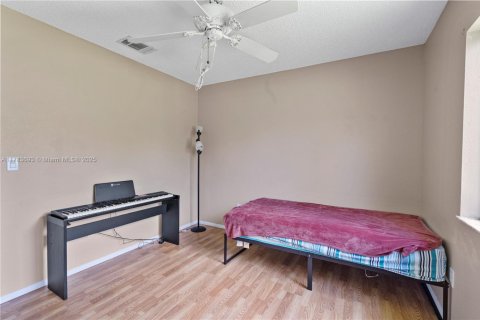 House in Palm Bay, Florida 2 bedrooms № 1731952 - photo 22