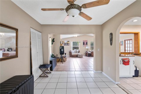 House in Palm Bay, Florida 2 bedrooms № 1731952 - photo 15
