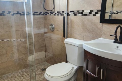 Villa ou maison à louer à Miami, Floride: 3 chambres, 120.77 m2 № 2000795 - photo 16