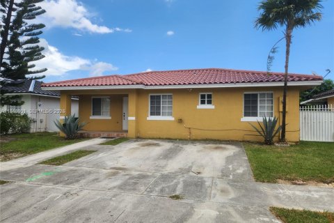 Villa ou maison à louer à Miami, Floride: 3 chambres, 120.77 m2 № 2000795 - photo 17