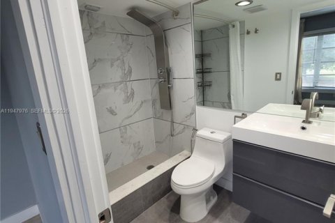 Снять в аренду кондоминиум в Помпано-Бич, Флорида 2 спальни, 102.19м2, № 2006011 - фото 12