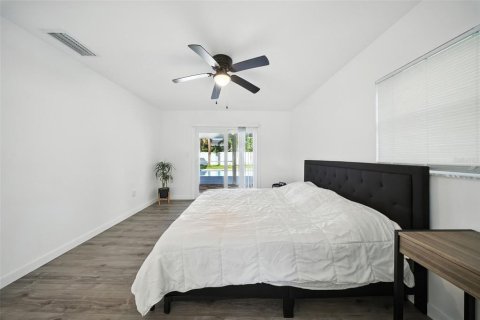 Casa en alquiler en Saint Pete Beach, Florida, 3 dormitorios, 162.21 m2 № 1916471 - foto 28