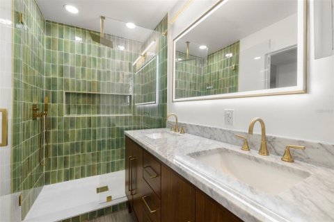 Casa en alquiler en Saint Pete Beach, Florida, 3 dormitorios, 162.21 m2 № 1916471 - foto 27