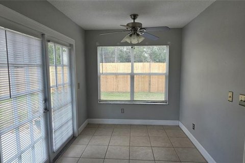 Casa en alquiler en DeLand, Florida, 3 dormitorios, 150.59 m2 № 2099853 - foto 12
