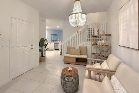 Adosado en alquiler en Homestead, Florida, 4 dormitorios, 169.08 m2 № 1954139 - foto 5