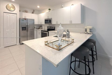 Adosado en alquiler en Homestead, Florida, 4 dormitorios, 169.08 m2 № 1954139 - foto 8