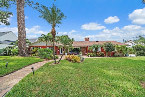 Villa ou maison à vendre à Belleair, Floride: 4 chambres, 269.42 m2 № 1843041 - photo 1