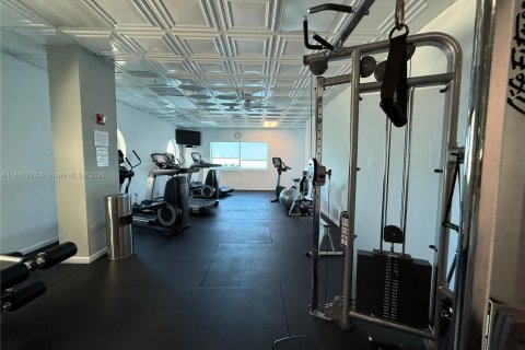 Снять в аренду кондоминиум в Майами, Флорида 2 спальни, 89.19м2, № 1961142 - фото 20