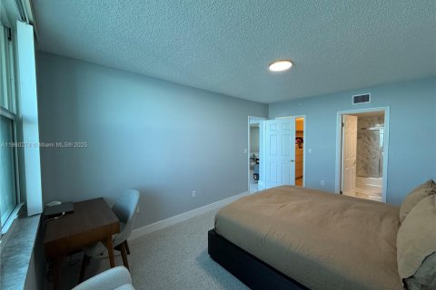 Снять в аренду кондоминиум в Майами, Флорида 2 спальни, 89.19м2, № 1961142 - фото 7