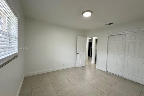 Appartement à louer à Wilton Manors, Floride: 2 chambres № 2024832 - photo 16