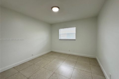 Appartement à louer à Wilton Manors, Floride: 2 chambres № 2024832 - photo 22