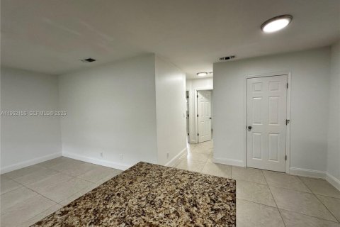 Appartement à louer à Wilton Manors, Floride: 2 chambres № 2024832 - photo 10