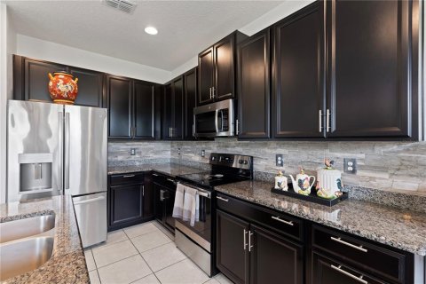 Casa en venta en Davenport, Florida, 4 dormitorios, 225.66 m2 № 1910605 - foto 20