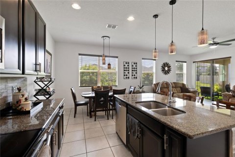 Casa en venta en Davenport, Florida, 4 dormitorios, 225.66 m2 № 1910605 - foto 19