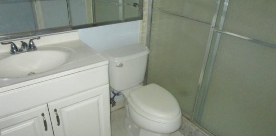 Condo in Miami, Florida, 2 bedrooms № 1079508