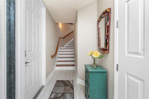 Copropriété à vendre à Cape Coral, Floride: 3 chambres, 220.55 m2 № 1852586 - photo 4